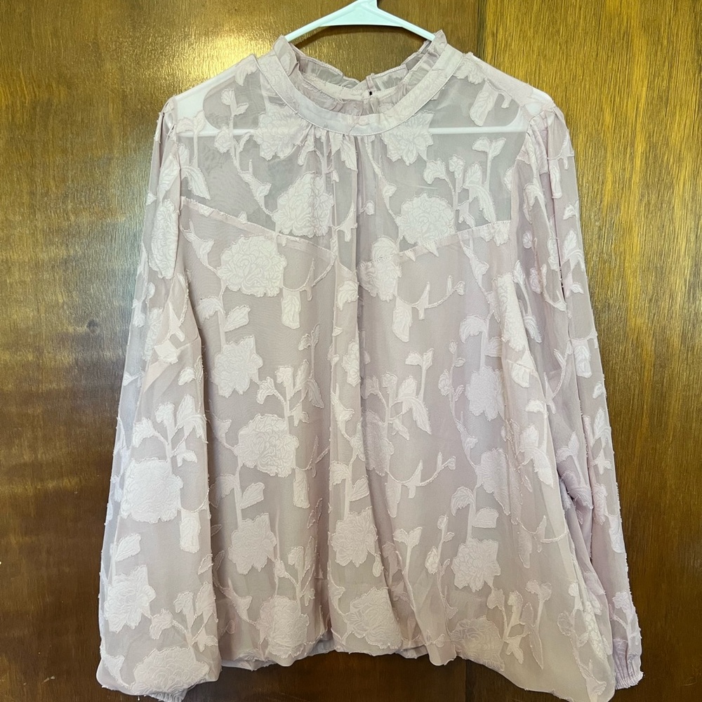 Torrid Chiffon Clip Floral Bubble Hem Blouse - Picture 6 of 12